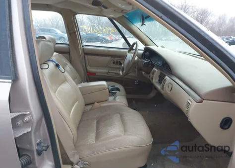 1999 Oldsmobile Eighty-Eight Ls z USA, uszkodzony, nr VIN 1G3HN52K0X4827550